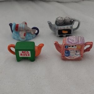 set of 4 red rose tea teapots